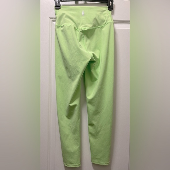 NWOT. Free People Wrap Lose Control 7/8 Leggings XS - Picture 6 of 8